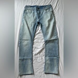 light blue denim jeans
size 6-7
zara 1975